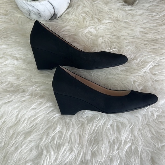 Cole Haan Black The Go To Wedge Pump Size 6.5 - Picture 3 of 14